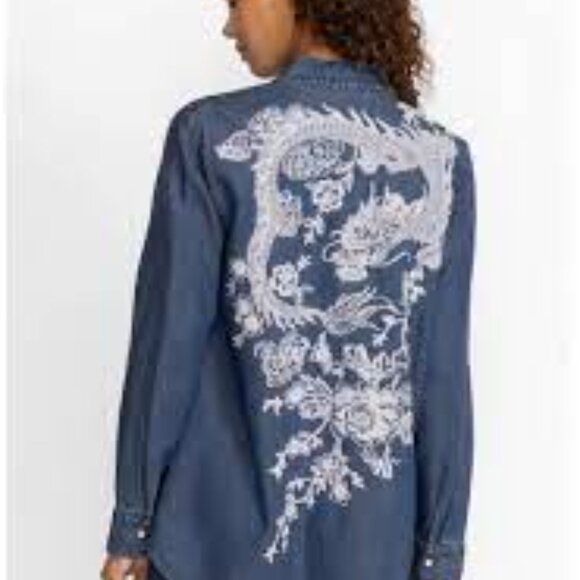 NWT JOHNNY WAS Alicent Denim Button Down Shirt
